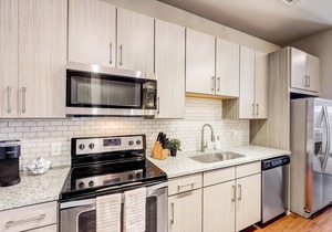 FRONTDESK | Bright 1 BR in Atlantic Station