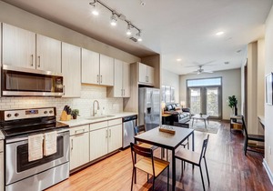 FRONTDESK | Bright 1 BR in Atlantic Station