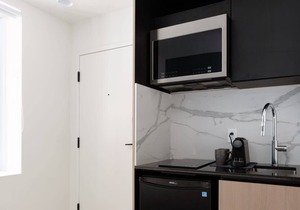 Fully-equipped studio in downtown