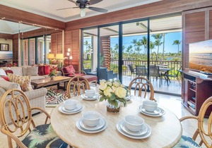 Gorgeous Oceanfront Terrace Condo - Near Beach Club!