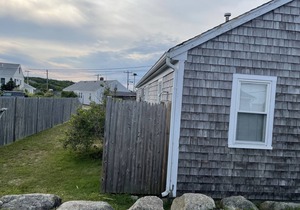 Great Cottage at Craigville Beach! "Knoll side"