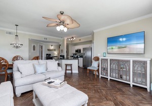GULF FRONT @ CELADON BEACH~Quiet West End! Wraparound Balcony ~ Free Beach Chair Service!