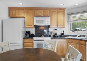H178: 2Bd Villa, Full Ocean Views, Golf Cart, 1 step