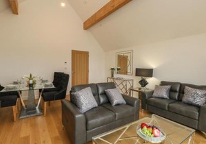 Harbourside Haven Penthouse 2