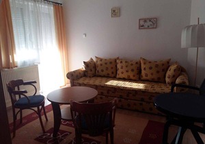 Holiday apartment with garden pavilion and beautiful garden