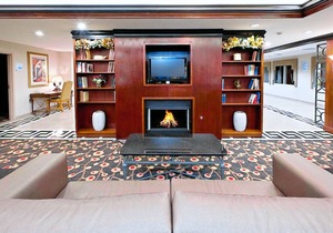 Holiday Inn Express Hotel & Suites Greenwood