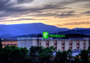 Holiday Inn Roanoke - Tanglewood Route 419 & I 581, an Ihg Hotel