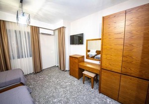 Hotel Center