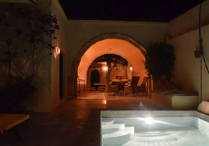Hotel/Inn .