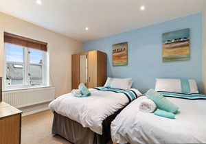 House ∙ 3 bedrooms ∙ 6 guests