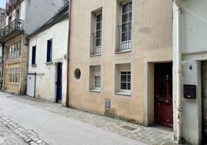 Hyper centre, rue piétonne, calme