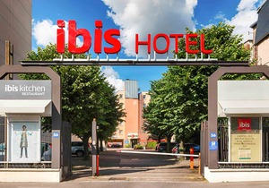 Ibis Rouen Centre Rive Droite