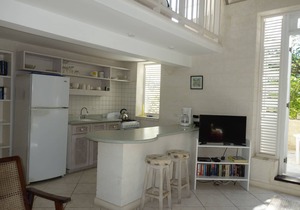 Inchcape Seaside Villas right on Silver Sands Beach - Seaside Cottage C