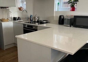 Independent modern flat (newly built) Gants Hill Station, Ilford, Essex, London