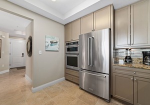 Indigo West 1403- Beach Front View with Luxurious Interior and Amenities!