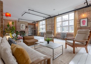 Industrial Open Plan Studio in Hackney