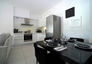 2 bedroom Lake Maggiore apartment with pool
