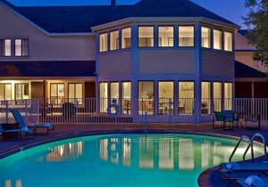 Just What You Were Looking For! w/ Kitchen, Free Parking, Outdoor Pool!