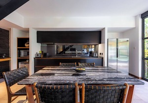 Karmagali Design private pool villa 2BR with 4* hotel services, beachside