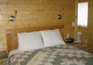 Lake Minden Camping Resort Cottage 5