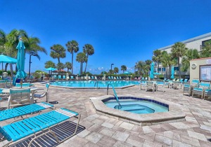 Land's End 10-402 Beach Front - Premier