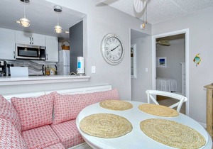 LaPlaya 202E-Catch the gentle Gulf breezes on your private balcony!