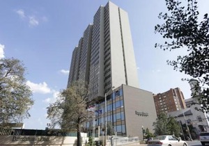 Large and Comfortable 2BR w Gym and Top View