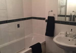 Largs central apartment