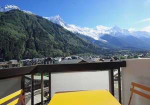 Le Beausite C Apartment - an apartment that sleeps 5 guests in 2 bedrooms