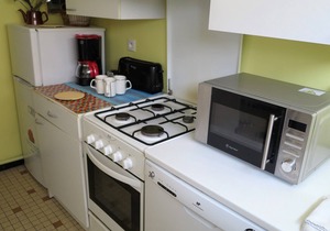 Les Sables d'Olonne, 100m from the sea, ground floor house with sunny courtyard. (2 *)