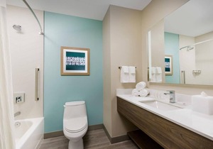 Looking for the Best Location for Next Getaway? Amazing Room w/FREE Breakfast