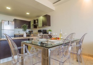 Lovely Condo at Eagle Beach! GREAT VIEWS