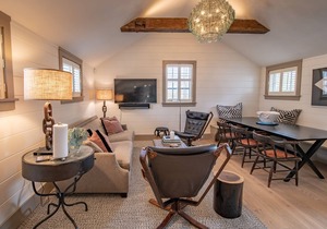 Luxurious Harbor View “Cindy” Cottage. Walk & Bike To Everything!
