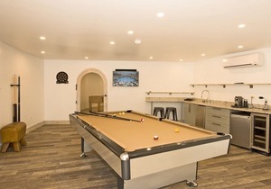 Luxury Art Filled Villa with Pool and Ocean Views - Martello House