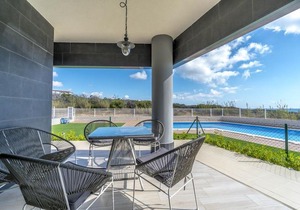 Luxury Pinada Beach