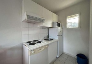 Maison Duplex avec Piscines à Salavas - 6 Personnes, Animaux Admis, Parking, Terrasse et WiFi - FR-1-382-136