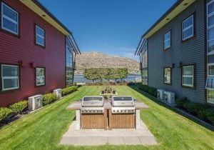 Marina Quarters 405B
