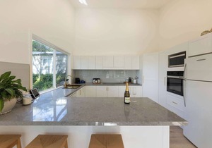 Masters Cottage - MacMasters Beach