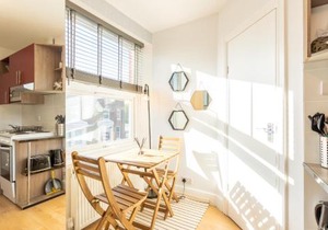 Modern and Chic Studio Flat for 2 people in West Kilburn by Queen's Park