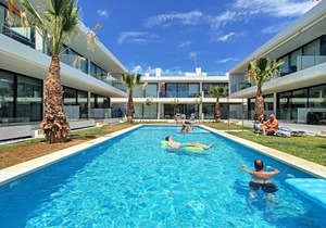 Modern, pool view, south west facing