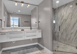 Modern spacious apartment in downtown Orlando