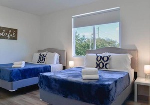 Modern Townhouse 18 min from the Beach & Aventura - TH1