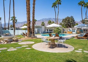Monkey Tree Hotel 6 in Palm Springs