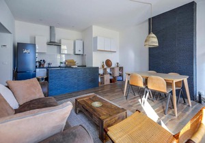Nice 60m with balcony in Marseille
