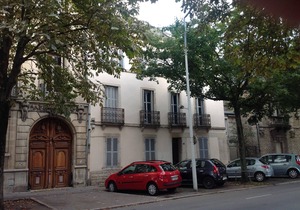 Nice cozy 74m2 apartment, 4 people, Dijon center.