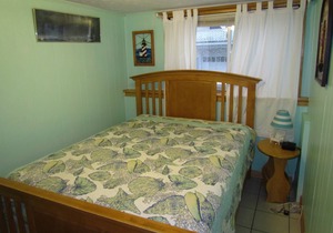 Ocean View Condo 100 feet to the beach