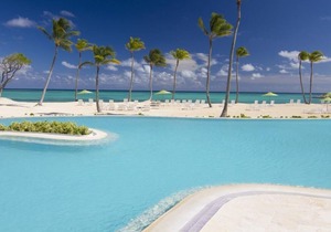 Oceanfront Condo www.PuntaPalmeraC26.com