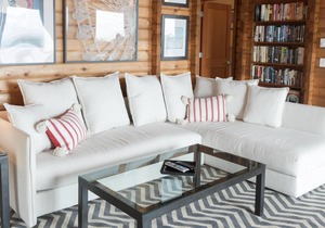 Oceanfront Modern Cabin
