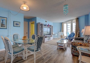 Oceanfront condo with ocean views!