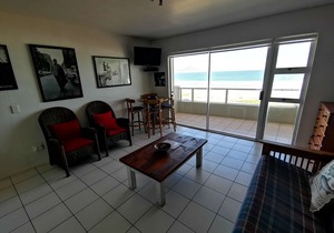 One Bedroom Apartment with Sea View